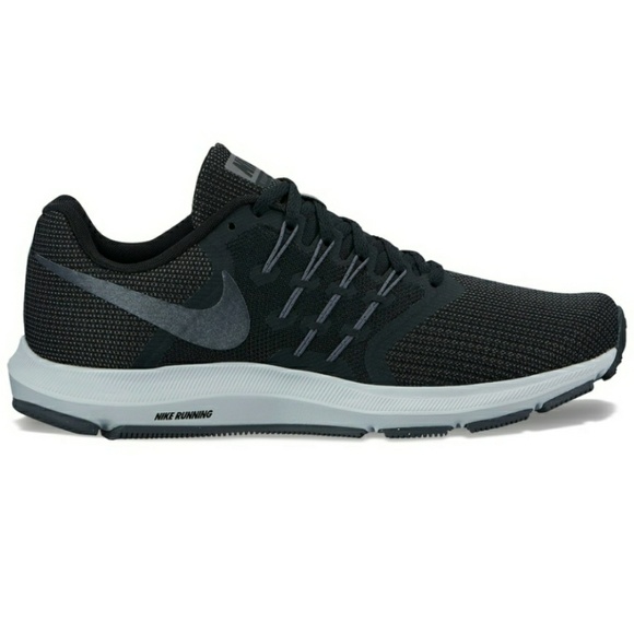 nike swift black running shoes